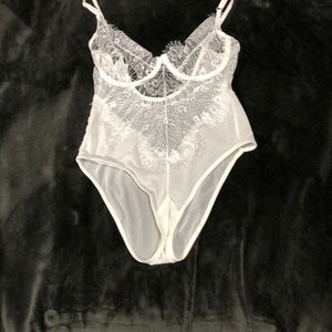 Never been worn lace body suit
